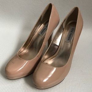 Steve Madden Nude Platform Pumps